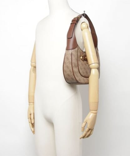 شنطة من جيس