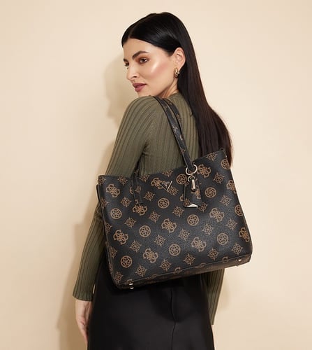 شنطة من جيس