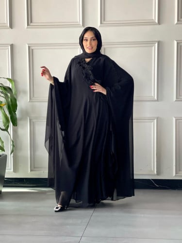 Layal Abaya