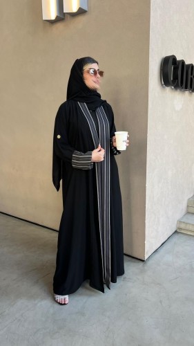 VZ creamy Abaya II