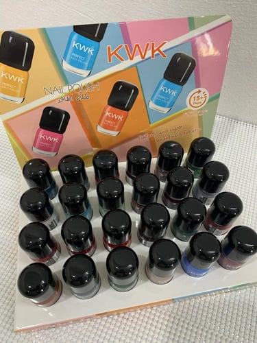 بكس مناكير KWK 24 لون