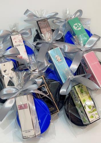 توزيعات العطور والمراية ٥ قطع