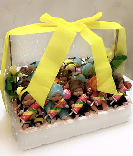 توزيعات أطفال