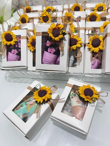 مجموعة توزيعات تباع الشمس ٢٤ قطعة