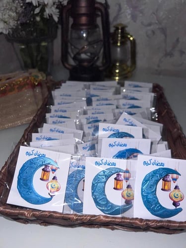 شموع قمر رمضان الفواحة