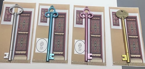 مجموعة توزيعات يوم التاسيس ( قلم حبر ) المفتاح الم...