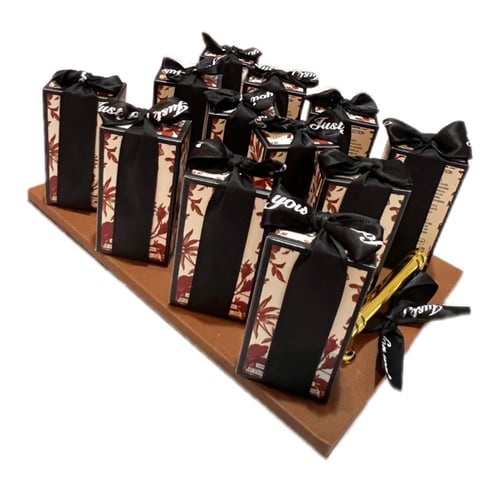 مجموعة توزيعات العطور الأنيقة. ١٢ قطعة