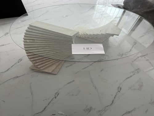 طاوله عصريه بقواعد رخام