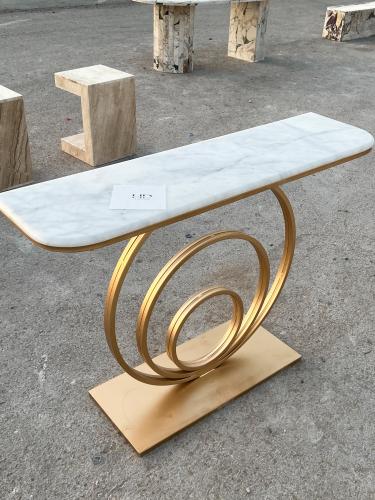 مدخل بسطح رخام