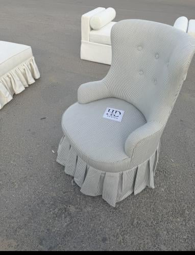 كرسي بتصميم أوربي