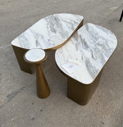 طاوله مجلس متداخل برخام إيطالي مع جانبيه