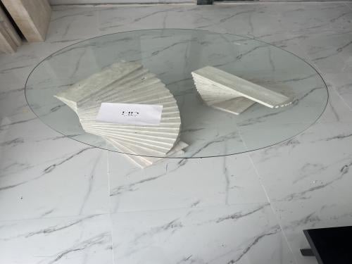 طاوله عصريه بقواعد رخام