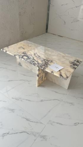 رخام إيطالي