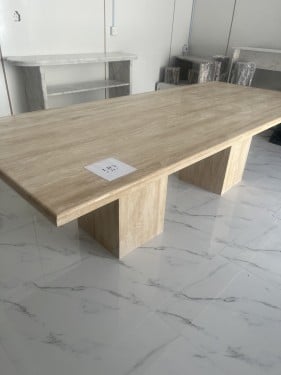 طاوله طعام 8 اشخاص