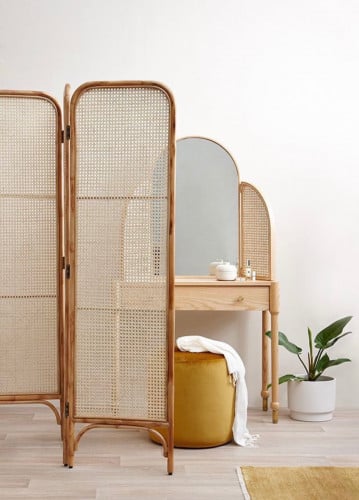 تسريحة من راتان الطبيعي