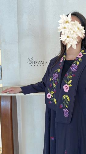 04- عباية عزه