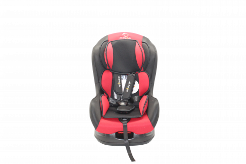 كرسي سيارة أحمر