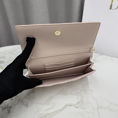 ديور ليدي كلاتش مقاس 21cm