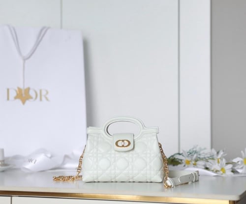 ديور Jolie Top Handle مقاس 18.5cm