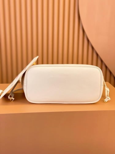 لوي فيتون NEVERFULL مقاس 31cm