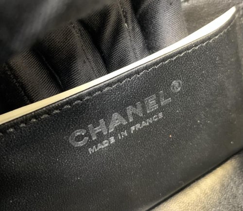 شانيل كلاسك مقاس 20cm