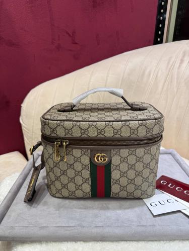 قوتشي GG savoy مقاس 25 سم