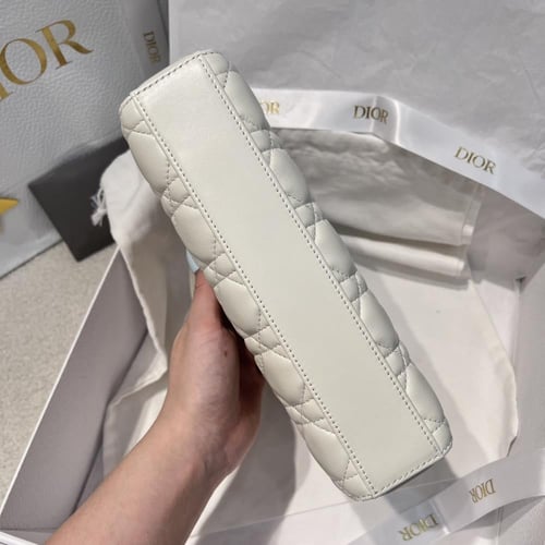 ليدي ديور مقاس 22cm