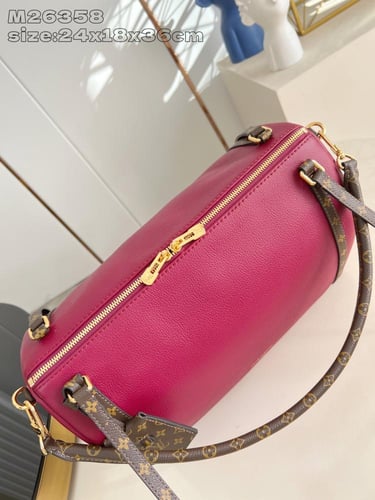 لوي فيتون KEEPALL BANDOULIÈRE مقاس 36cm