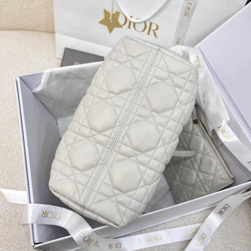 ديور Toujours مقاس 23cm