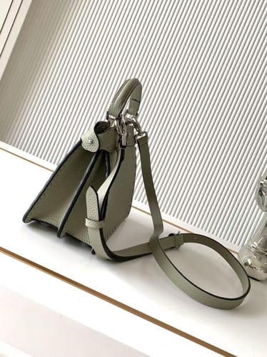 فندي بيكابو بتيت مقاس 20cm