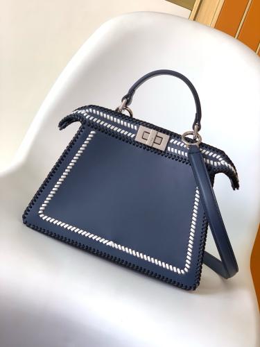 فندي Peekaboo مقاس 27cm