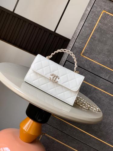 شانيل 24s مقاس 18.5cm