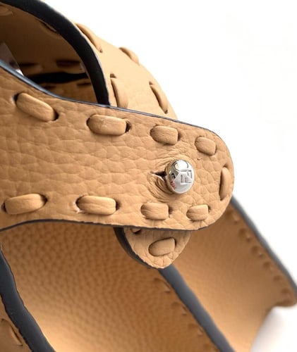 شنطة فندي بيكابو بيج مقاس 27cm