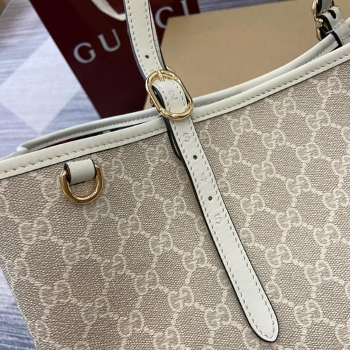 قوتشي GG Emblem مقاس 38cm