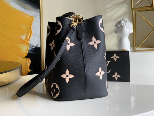 لوي فيتون NéoNoé مقاس 26سم