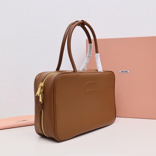 ميو ميو Beau مقاس 34cm