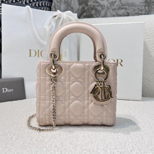 ليدي ديور ميني مقاس 17cm