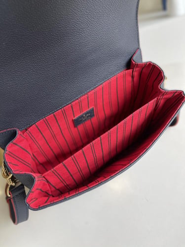 لوي فيتون ‏ Pochette Métis مقاس25cm