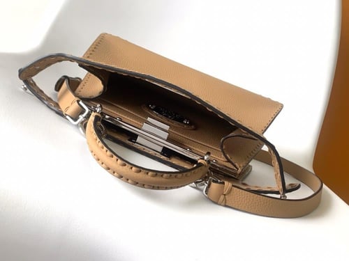 شنطة فندي بيكابو بيج مقاس 27cm