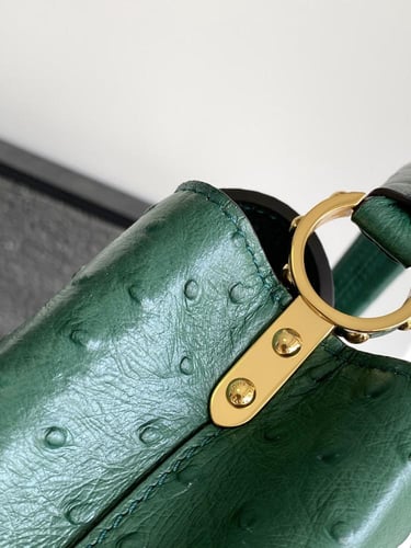 لوي فيتون Capucines مقاس 21cm