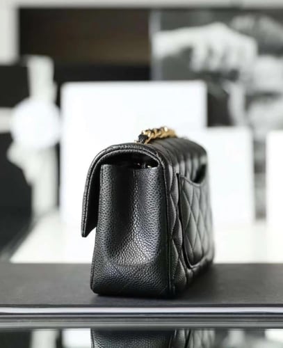 شانيل كلاسك ميديم مقاس 20cm