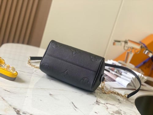 لوي فيتون speedy مقاس 20.5c