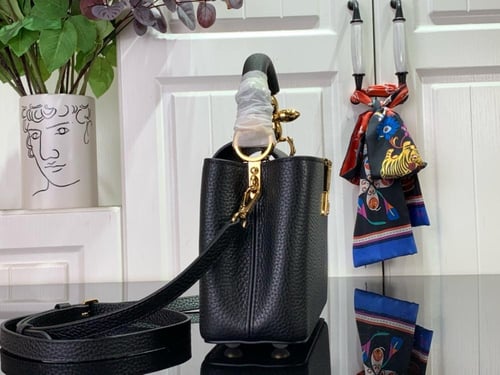 لوي فيتون كابسين ميني 21cm