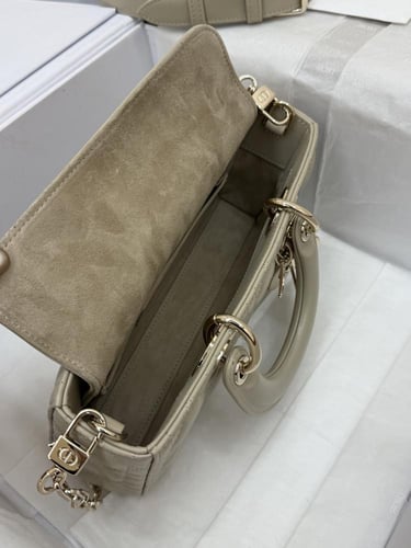 ديور جوي مقاس 22cm