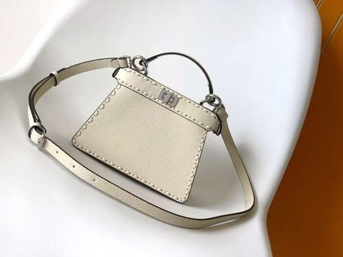 فندي بيكابو بتيت مقاس 20cm