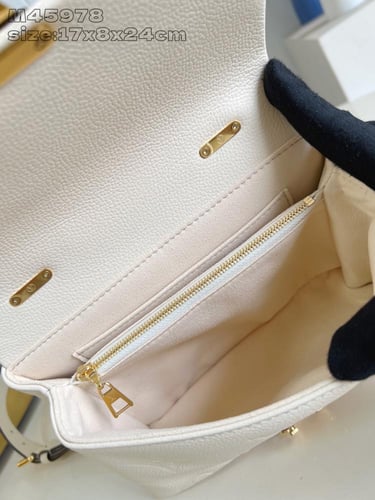 لوي فيتون Pochette Métis East West مقاس 21.5cm