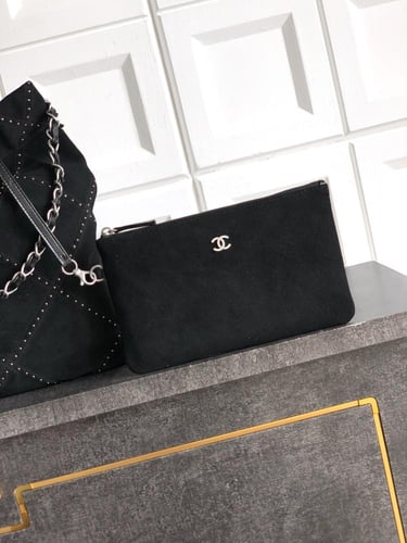 شانيل 22 هاند باق مقاس 34.5cm