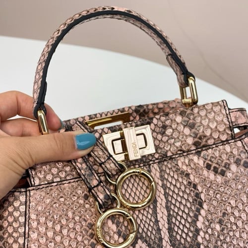 فندي بيكابو ايكونك مقاس 23سم