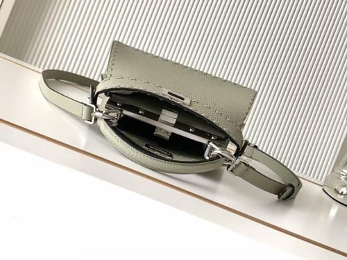 فندي بيكابو بتيت مقاس 20cm