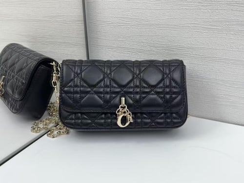 شنطة ليدي ديور​ أسود مقاس 21cm